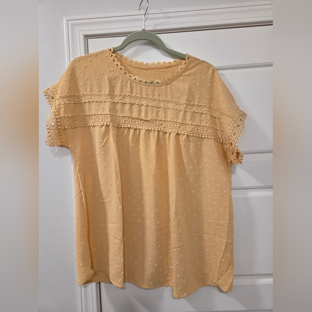 Yellow‎ Lace Trim Blouse